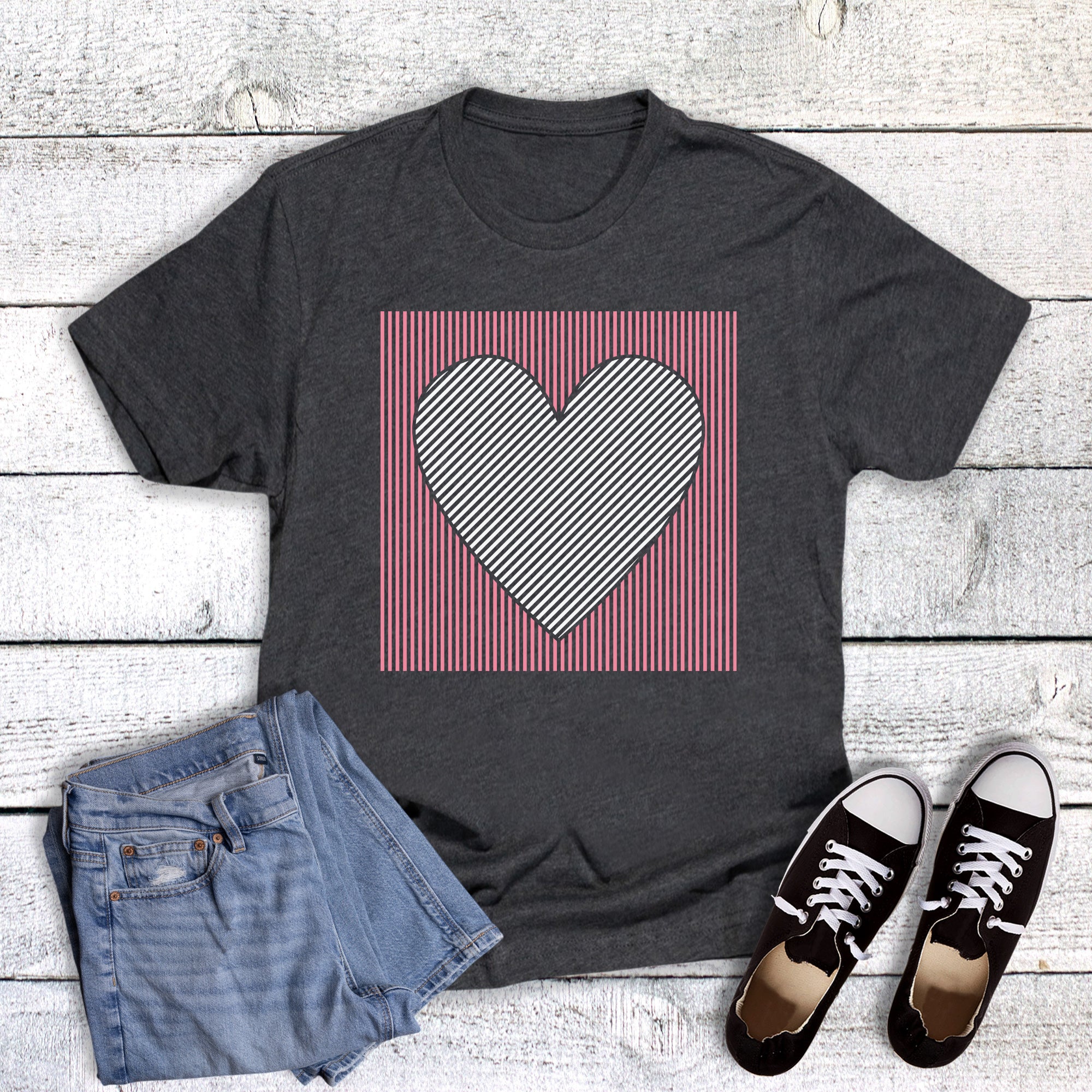 Valentine Heart Striped Retro